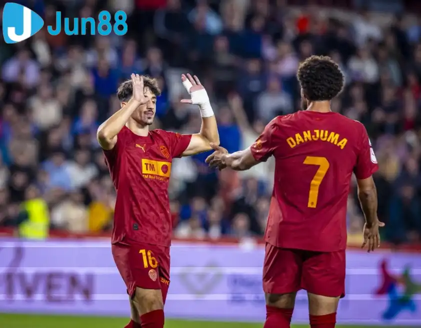 Valencia đang thi đấu không tốt trong thời gian gần đây. Valencia đang thi đấu không tốt trong thời gian gần đây.